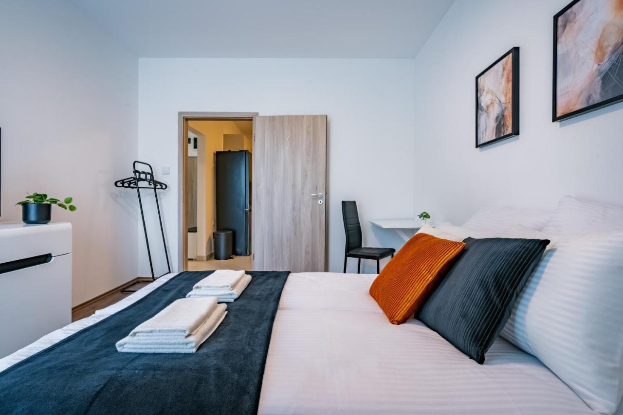 Fox Premium Apartment & Free Private Parking Budapest Eksteriør bilde