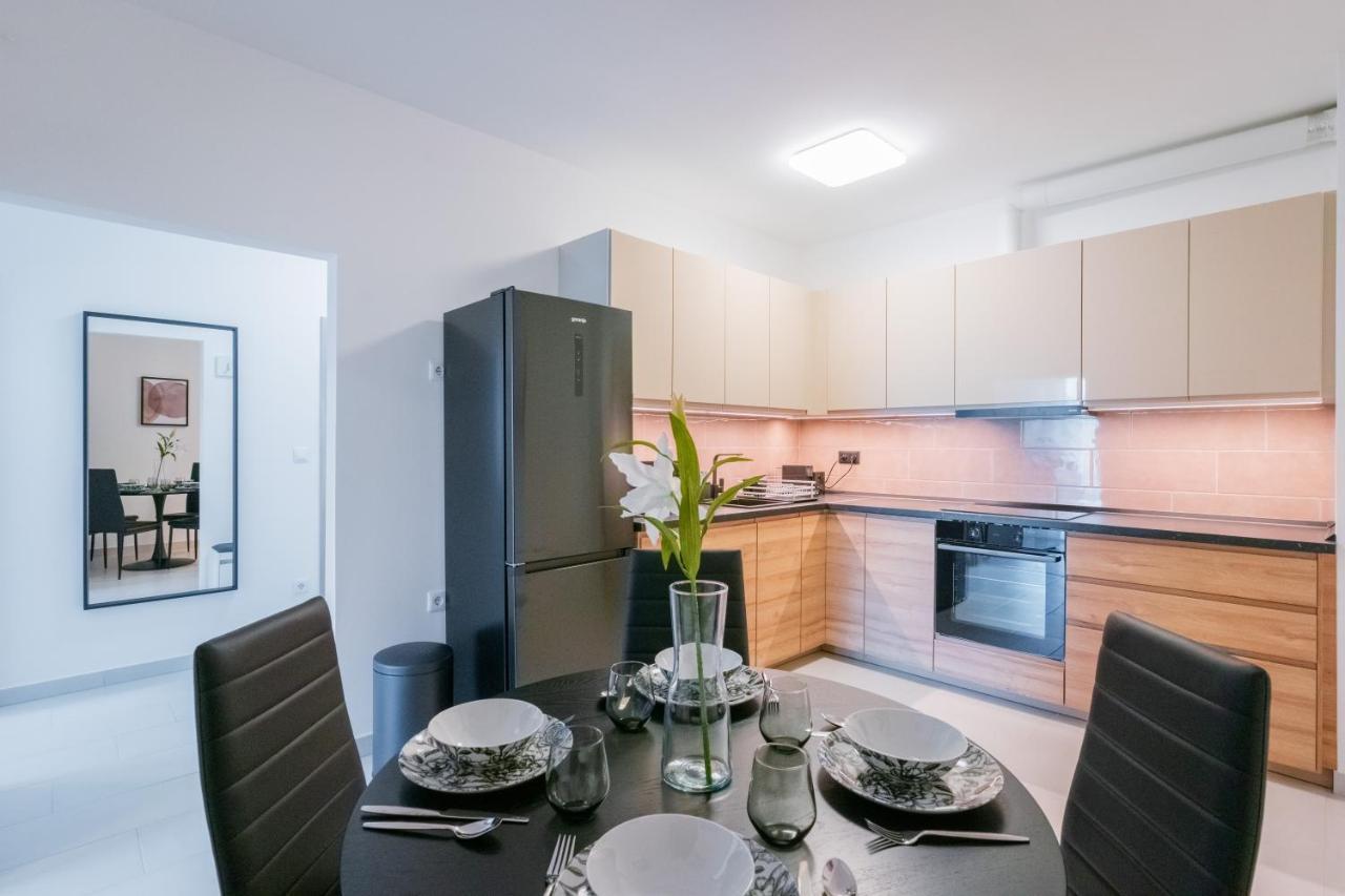 Fox Premium Apartment & Free Private Parking Budapest Eksteriør bilde